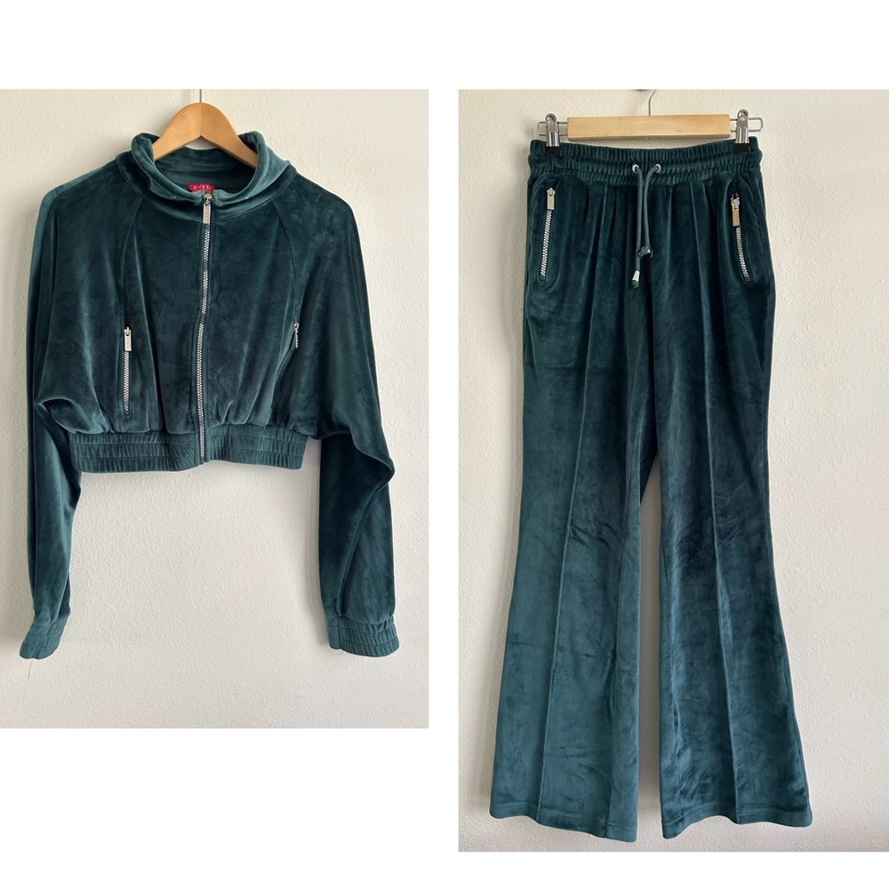 GUESS Emerald green velour tracksuit lounge set, XS, velvet